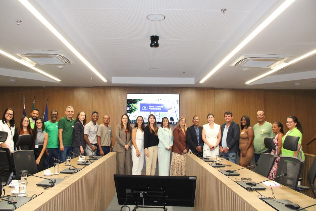Parceria firmada pelo MPBA garantirá melhorias ao trabalho de catadores de recicláveis de Santo Antônio de Jesus